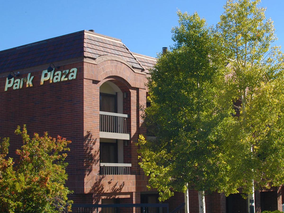 Raintree'S Park Plaza 파크 시티 외부 사진
